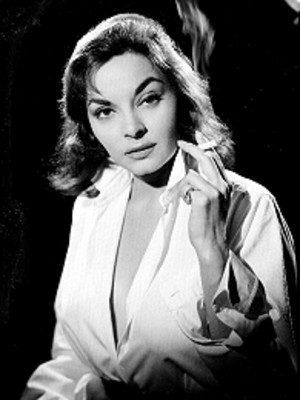 María Monay, vedette, retrato