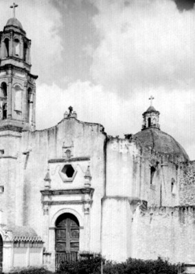 Iglesia de San Juan Evangelista, fachada