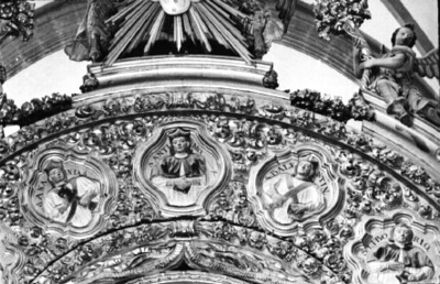 Imagenes de santos en el altar del Perdón, detalle