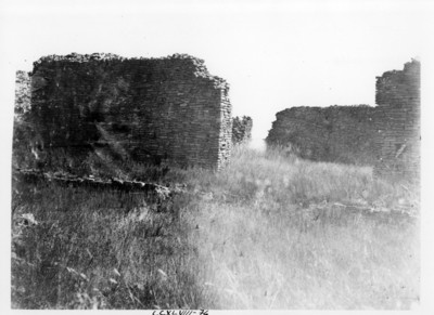 Vista de muros en zona arqueológica de La Quemada