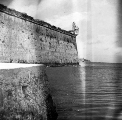 Vista parcial de las murallas del fuerte de San Carlos