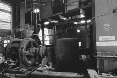 Generador eléctrico, interior de la fábrica de San Rafael