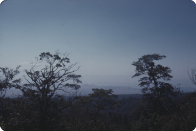 Cerros de Cuernavaca, vista desde la carretera a Zempoala