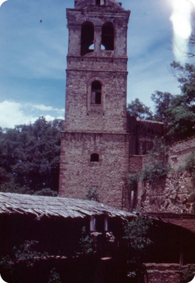 Torre del convento, vista parcial