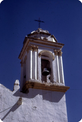 Torre y campanario