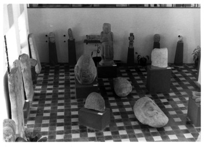 Sala con escultura prehispánica