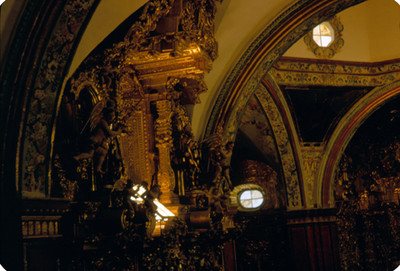 Arco de crucero de la iglesia de San Francisco Javier, interior
