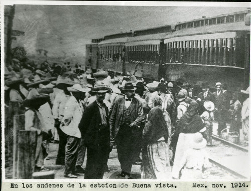 Civiles en la Estación de Buenavista