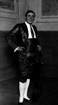 Cantante de ópera, retrato