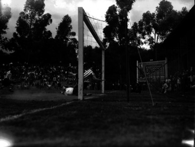Jugada de gol dentro del área chica
