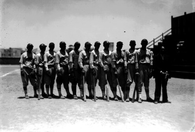 Beisbolistas del equipo Mendoza, retrato de grupo