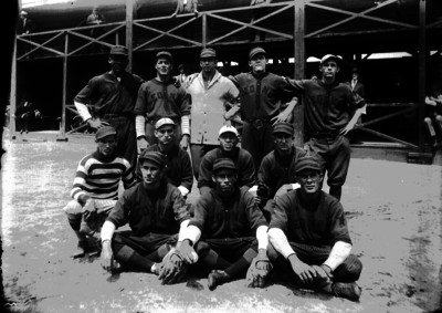 Equipo de beisbol Leones en el Club Atlético Reforma, retrato de grupo