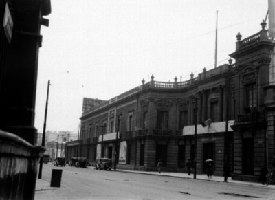Edificio del salón de sorteos de la Lotería Nacional