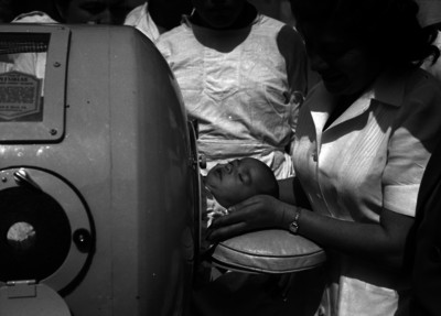 Enfermeras y personal médico hacen manejo pediátrico