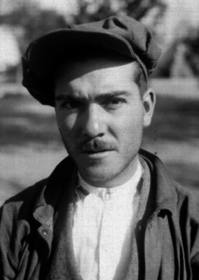 Hombre detenido, retrato