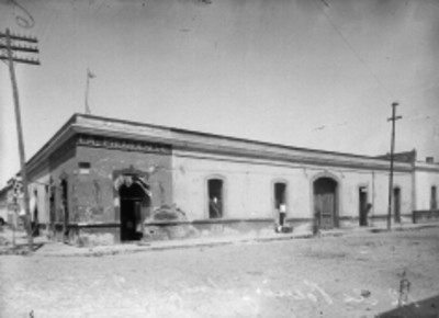 Edificio con una pulquería La providencial