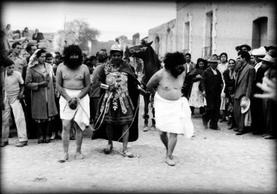Actores escenifican un pasaje de la pasión de cristo en Iztapalapa