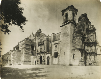 Basílica de la Virgen de la Soledad, vista general