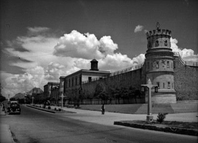 Torre de la prisión de Chihuahua, exterior, vista parcial