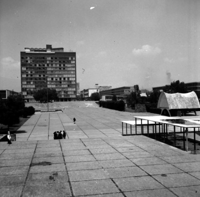 Edificio de Ciencias en Ciudad Universitaria, vista general