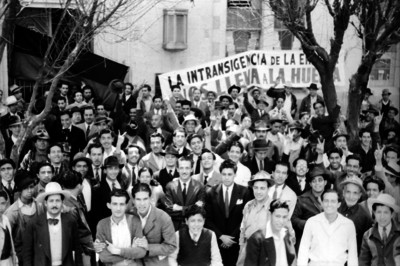 Empleados de la compañía telefónica y telegráfica mexicana en huelga