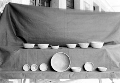 Platos y vasijas de cerámica, colección
