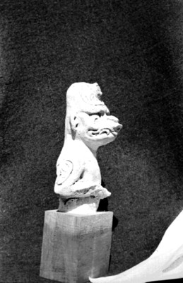 Escultura de una deidad maya