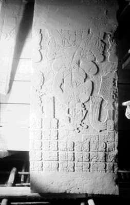 Chac-Zutz, guerrero maya, tablero de los Esclavos del grupo IV, detalle