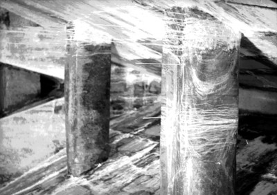 Escalones de la entrada a la tumba de Pacal con estalactitas, vista parcial