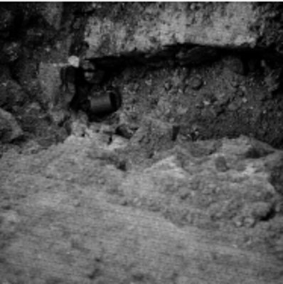 Excavación de una ofrenda cerámica en Palenque