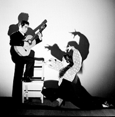 Jóse Muñoz y guitarrista durante un ensayo, retrato