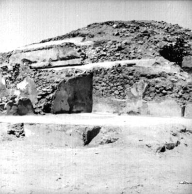 Muro y columna con estuco, vista general