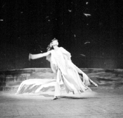 El extraño, escena de ballet