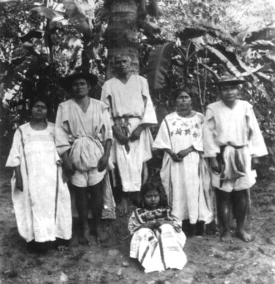 Familia totonaca de Veracruz