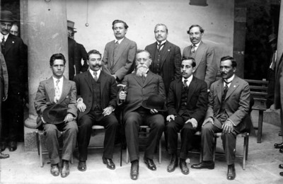 Venustiano Carranza y diputados de Oaxaca, retrato de grupo