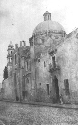 Fachada Sur del aIglesia de la Soledad, Puebla