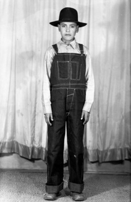 Adolescente de origen campesino, retrato