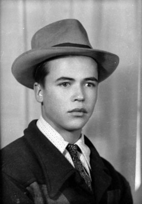 Hombre adolescente de clase alta, retrato