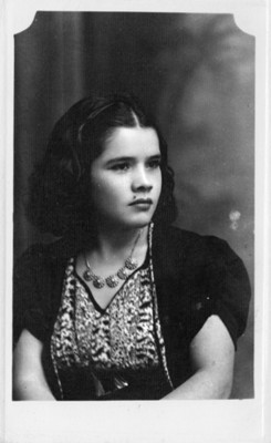 Mujer adolescente de clase alta, retrato