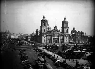Catedral Metropolitana y parque, vista parcial