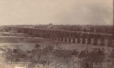 "Querétaro y acueducto", panorámica