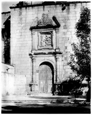 Iglesia de Santo Domingo, fachada exterior, detalle