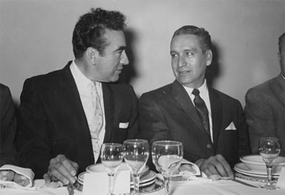 "Gabriel Alarcón" y Donato Miranda Fonseca en un banquete