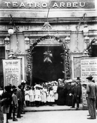 Fiesta escolar, en el teato Arbeu
