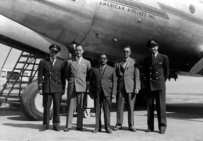 Juan Guillermo Villasana López y pilotos aviadores, retrato de grupo