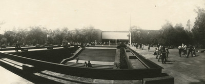 Fachada del Museo Nacional de Antropología, panorámica