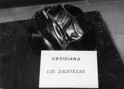 Fragmento de "Obsidiana" con nombre