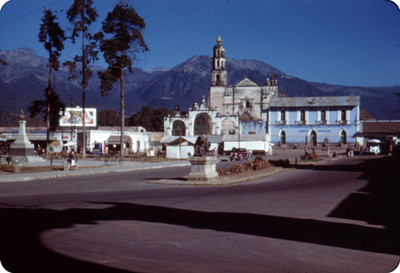 Convento de la Asuncion, visto desde la plaza