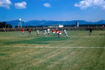 Realizacion de un encuentro de futbol amateur