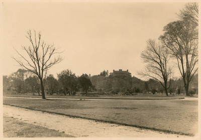 Vista del prado norte a la entrada